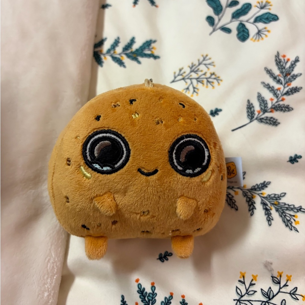 Cute Plush Nugget Squishy Keychain - Brown